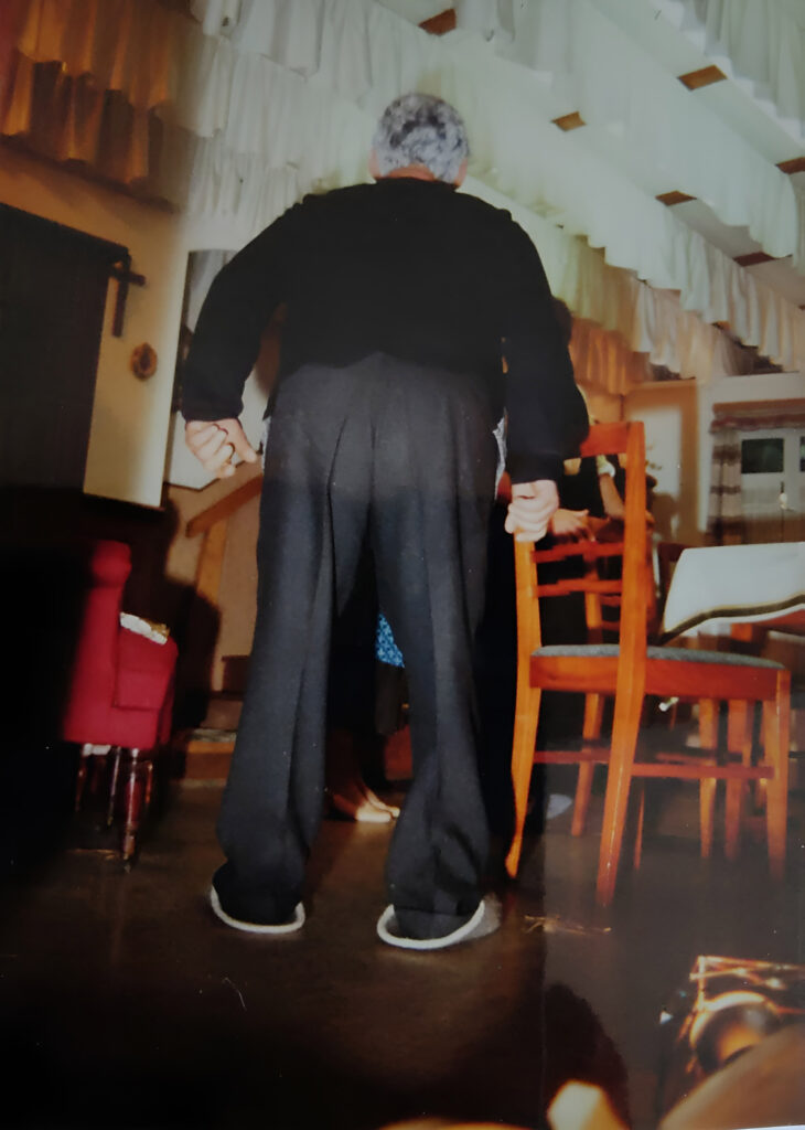 der-verkaufte-Grossvater-alle_3