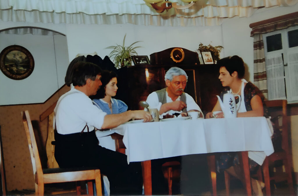 der-verkaufte-Grossvater-alle_4